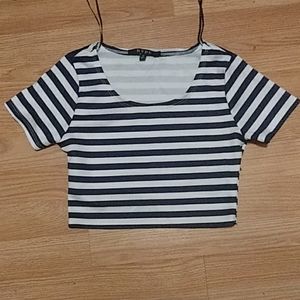 Cute hype striped crop top